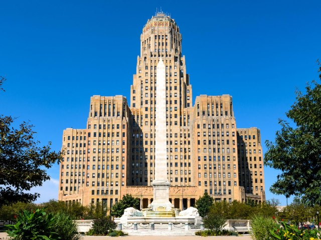 Imposing exterior of Buffalo City Hall in New York