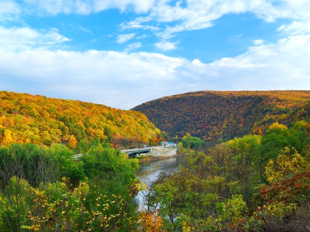 Panorama of the Pocono Mountains in fall