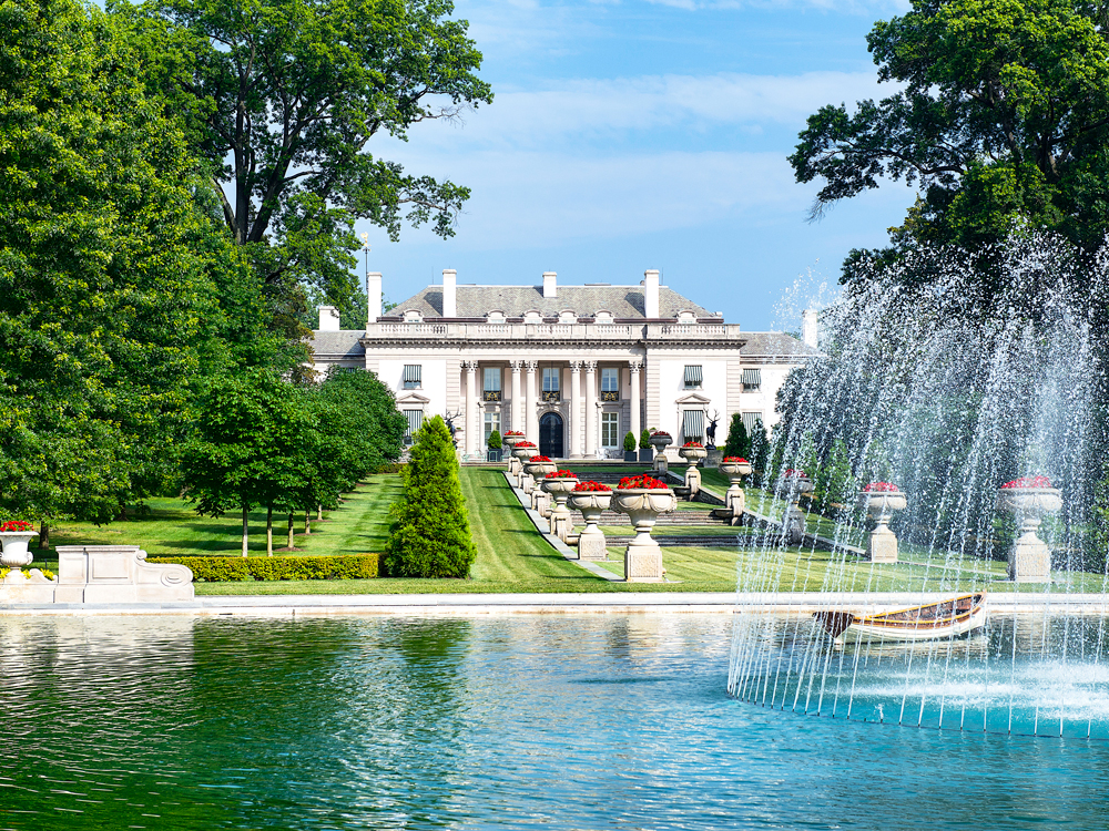 Water fountain in artificial lake on the grounds of Nemours Estate in Delaware