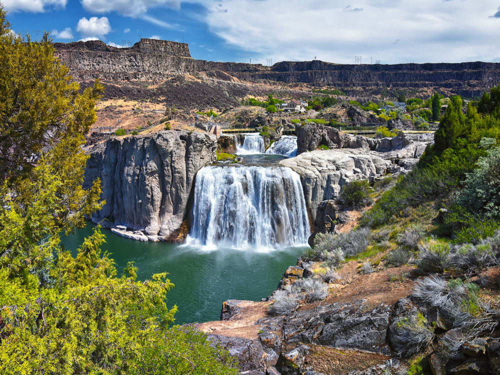 Aerial view of Shoshone Falls in Idaho