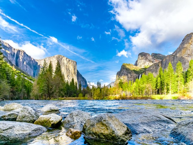 View of El Capitan and Half Dome in Yosemite National Park, California