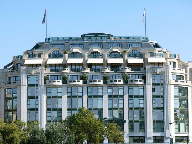 Exterior of Cheval Blanc hotel in Paris, France