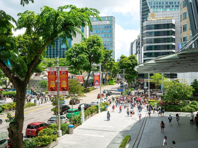 Overview of Singapore’s busy Orchard shopping district