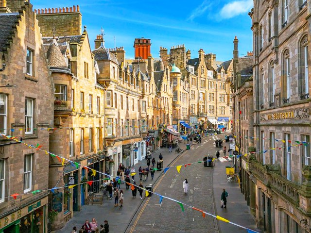 Pedestrians on Cockburn Street in Edinburgh, Scotland