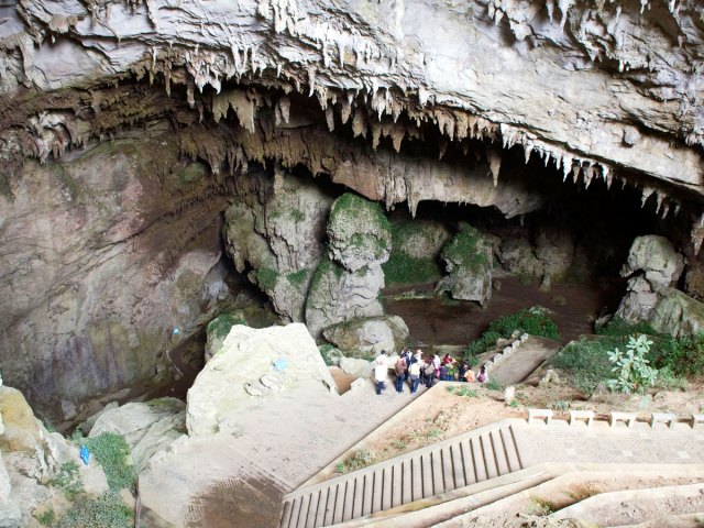 Visitors at Zhijin Cave UNESCO Global Geopark