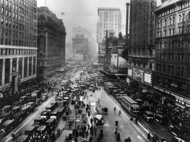 Busy scene in Times Square, New York City, from circa 1927