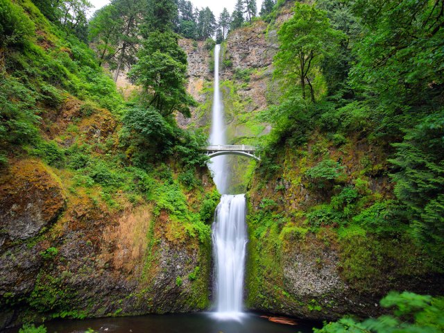 Multnomah Falls in Oregon