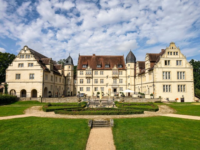 Exterior and grounds of Germany's Schlosshotel Münchhausen